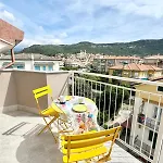 Hostdomus - A Due Passi Dal Mare Pietra Ligure