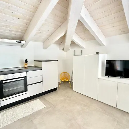 Hostdomus - A Due Passi Dal Mare Apartment Pietra Ligure